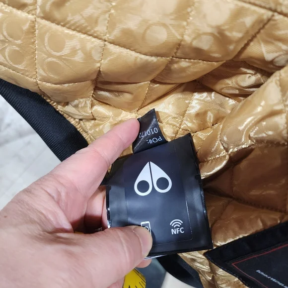 Moose Knuckles Black Puffer Jacket Gold Series. Brand NEW!!!